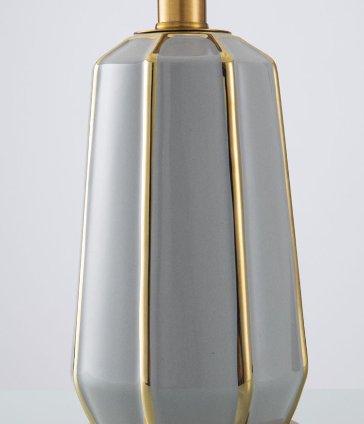 Simple Modern Light Luxury Living Room Study Bedroom Bedside Lamp
